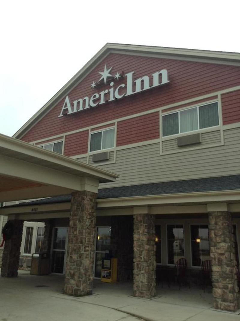 Americinn By Wyndham Ньютон Екстер'єр фото